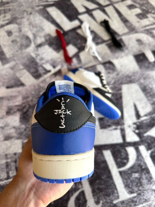 Producto - Jordan Low "Travis Scott Fragment" - 3