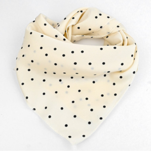 Producto - pañuelo Polka Dots