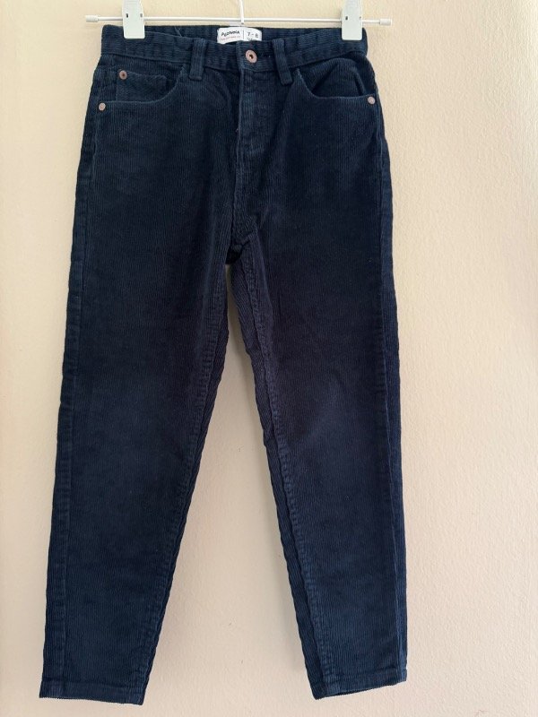 Producto - Pantalón corderoy FUZARKA 7/8 años pvr22