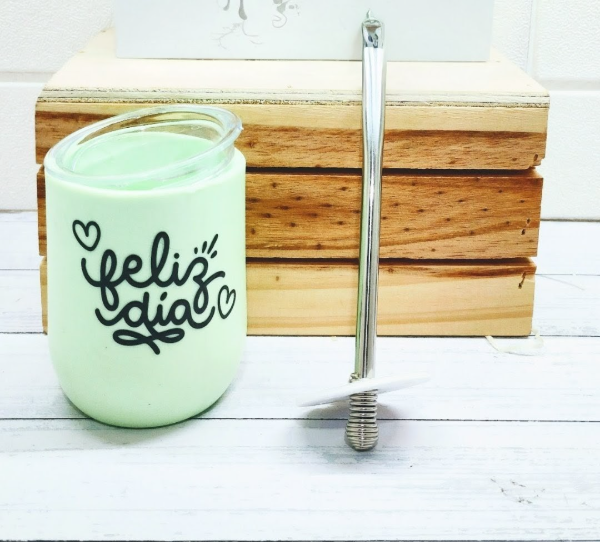 Producto - Mate con tapa antivuelco