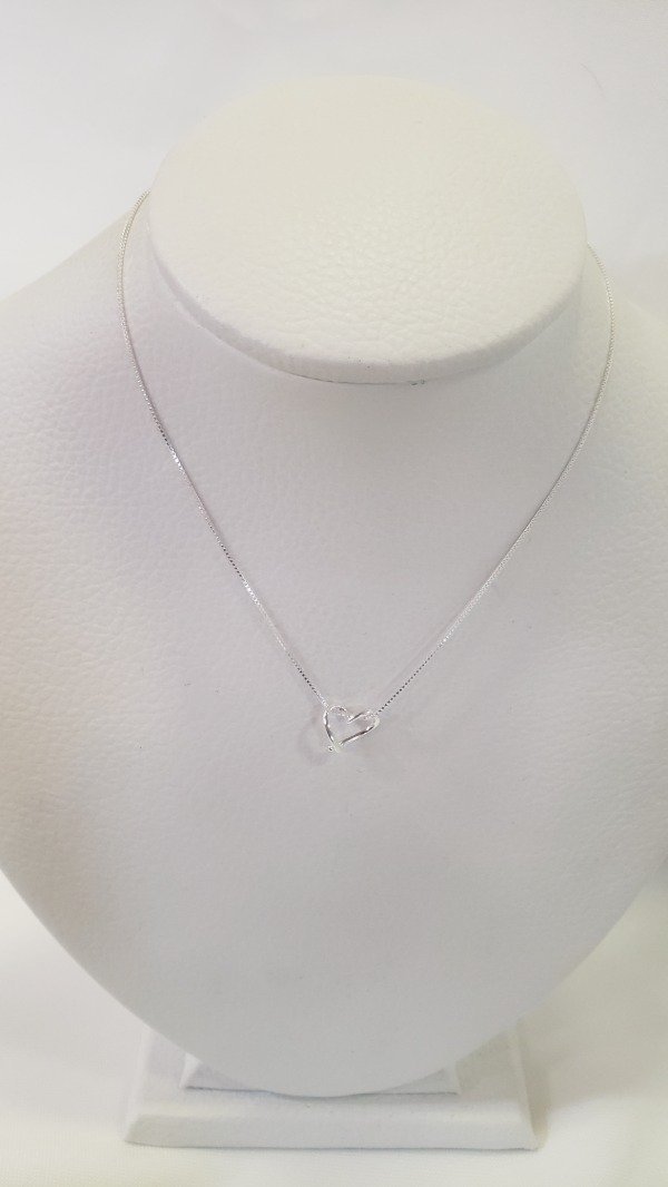 Producto - Conjunto plata corazon diseño