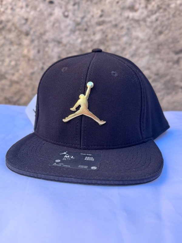 Producto - Gorra JORDAN NEGRA