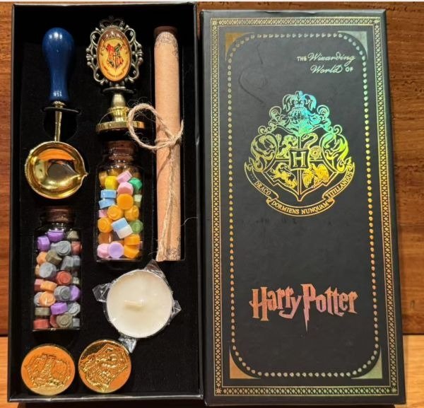 Producto - Set Harry Potter Sellos y Pluma - Hogwarts