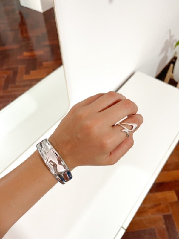 Producto - Anillo GURI plateado
