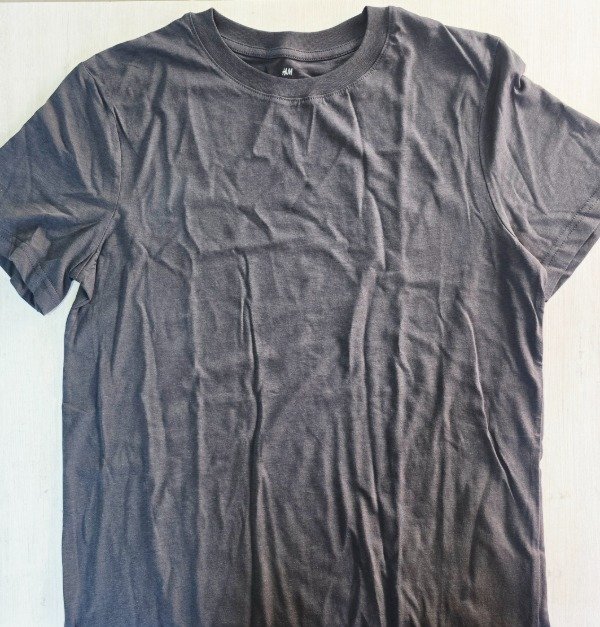 Remera manga corta HyM talle 14+ gris oscuro