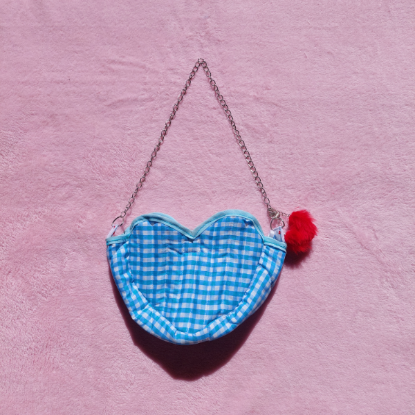 Producto - Cartera Corazón Cuadrillé Celeste