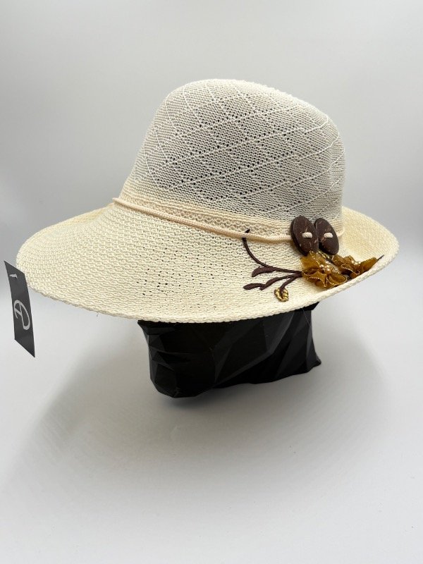 Producto - Sombrero con aplique 3 - 1