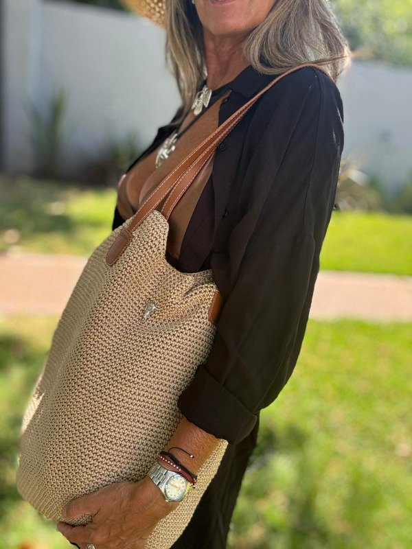 Producto - Bolso tejido color habano