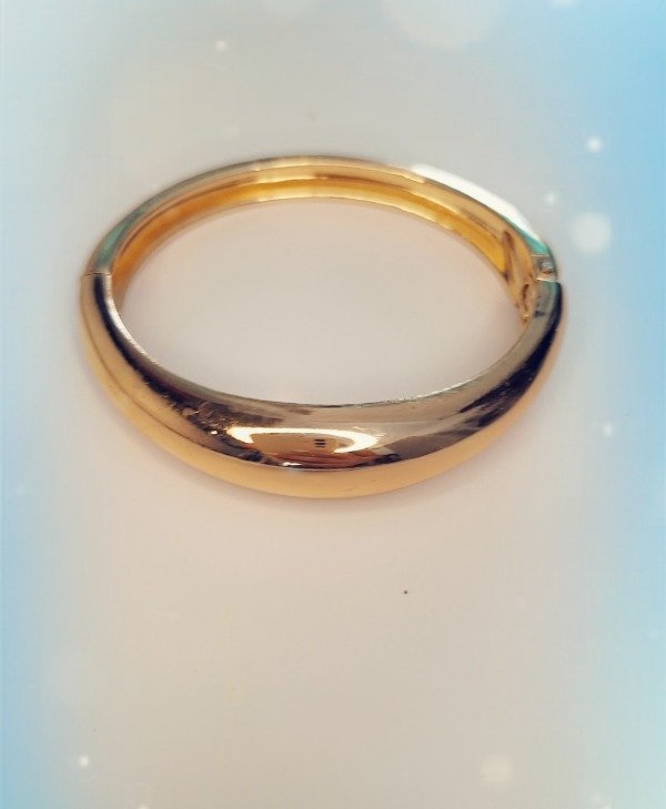 Producto - Brazalete Dorado Liso