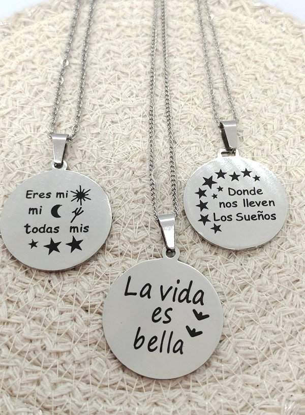 Producto - Dije de Frases - La vida es bella