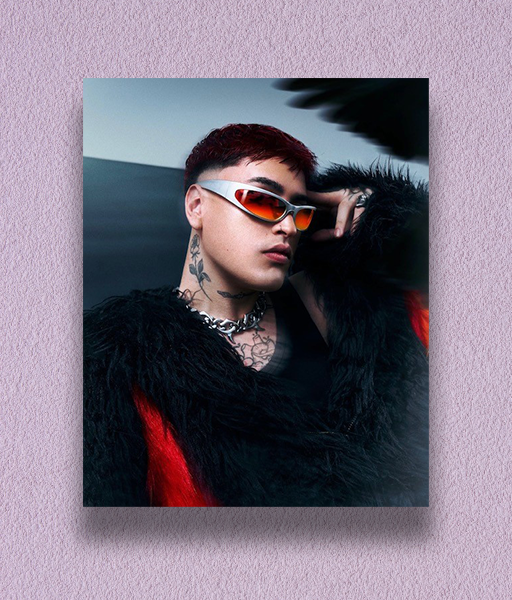 Producto - STICKER HOLOGRÁFICO -GOTTI - glasses