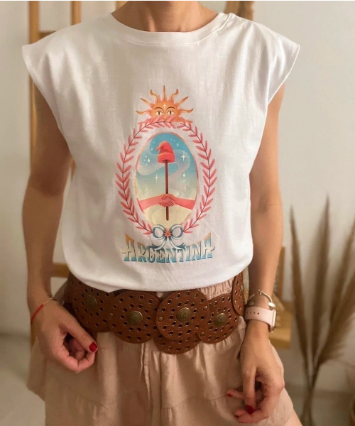 Producto - MUSCULOSA ESCUDO II