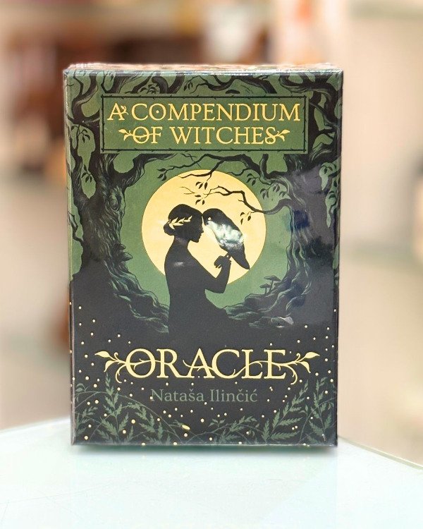 Producto - A compendium of witches