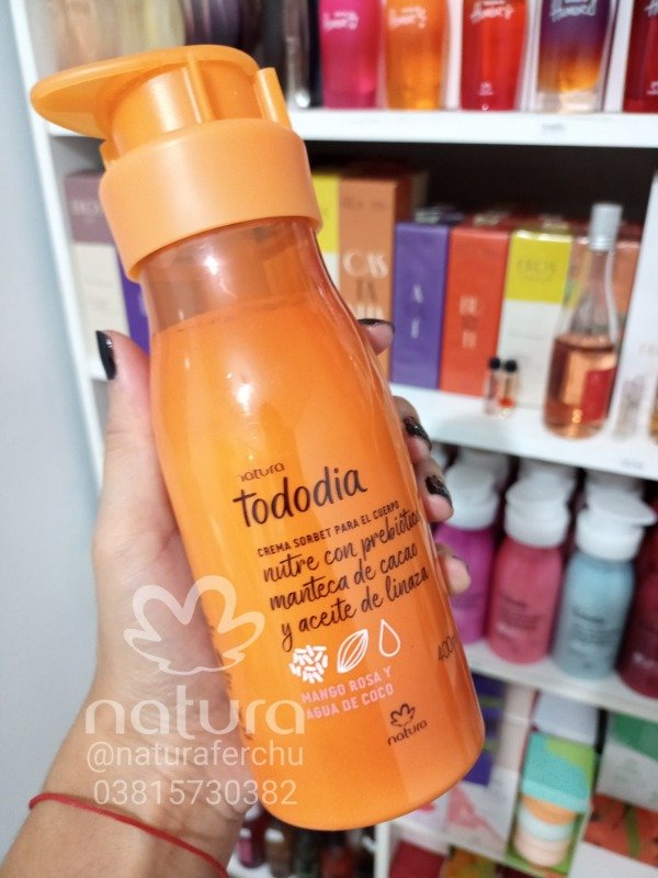 Producto - VTO8/26 Hidratante Corporal Mango rosa y agua de coco