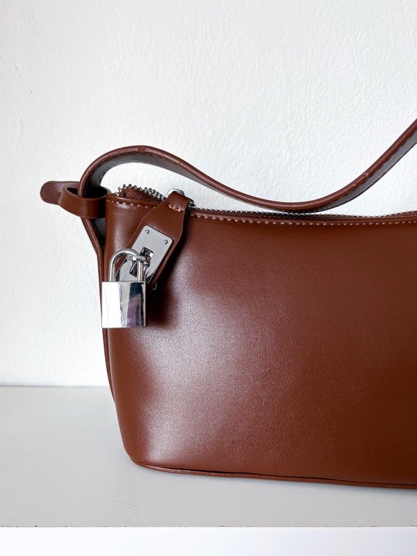 Producto - Minibag Madrid (Chocolate)