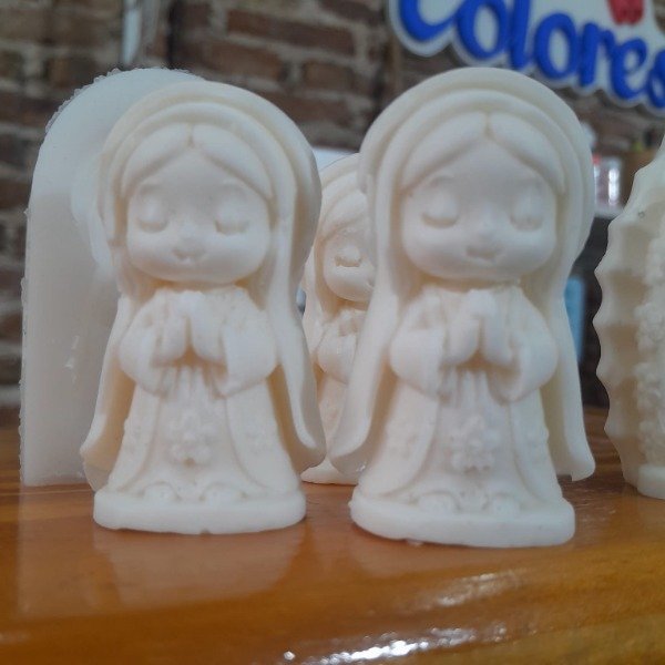Producto - Molde virgen niña ( 1 por persona ) Industria nacional - 9