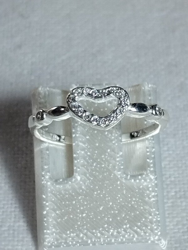 Producto - Anillo de plata corazón micropave y cubic