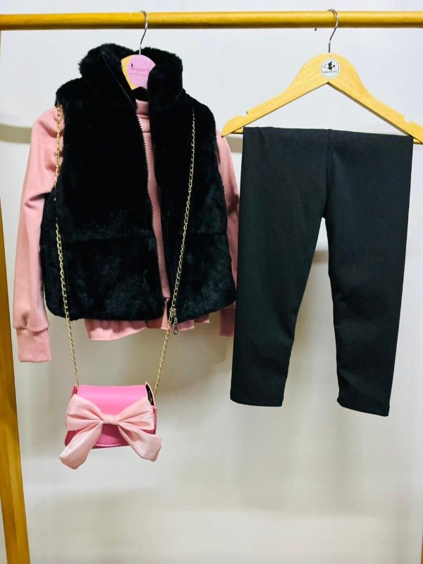 Producto - Carterita importada con moño rosa