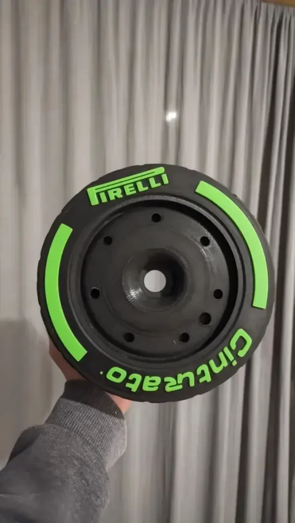 Producto - Set 5 Neumáticos Pirelli F1 + Exhibidores Premium - 2