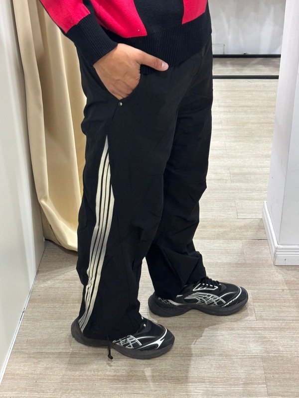 Producto - ROMPEVIENTO WORN