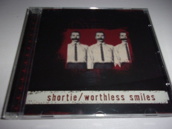 Producto - CD SHORTIE WORTHLESS SMILES METALCORE ÑU EMO BRAZIL 41D