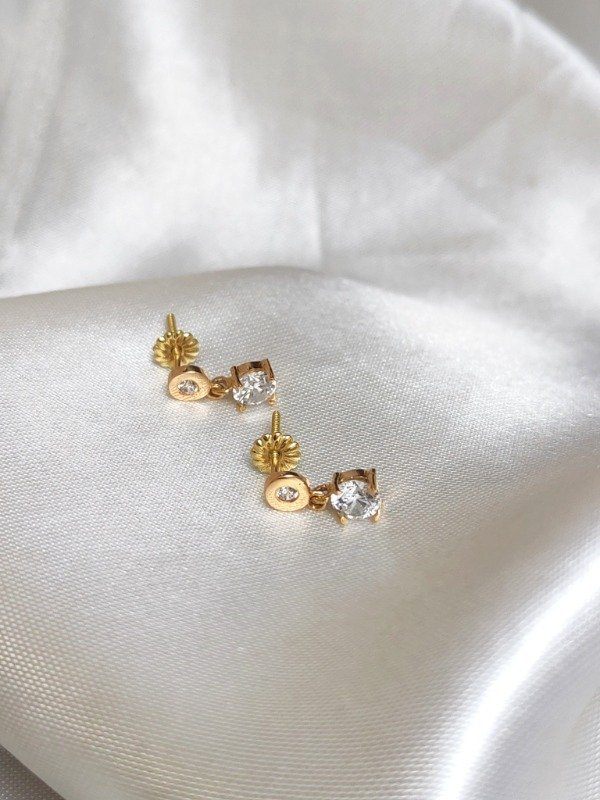 Producto - Aros Colgantes Oro 18kt Punto de Luz Susanito a Rosca - 2