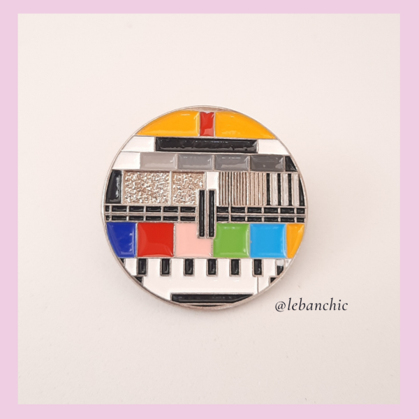 Producto - Pins Tv Retro