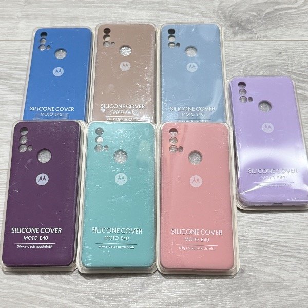 Producto - FUNDA SILICONA CON LOGO E30 E40