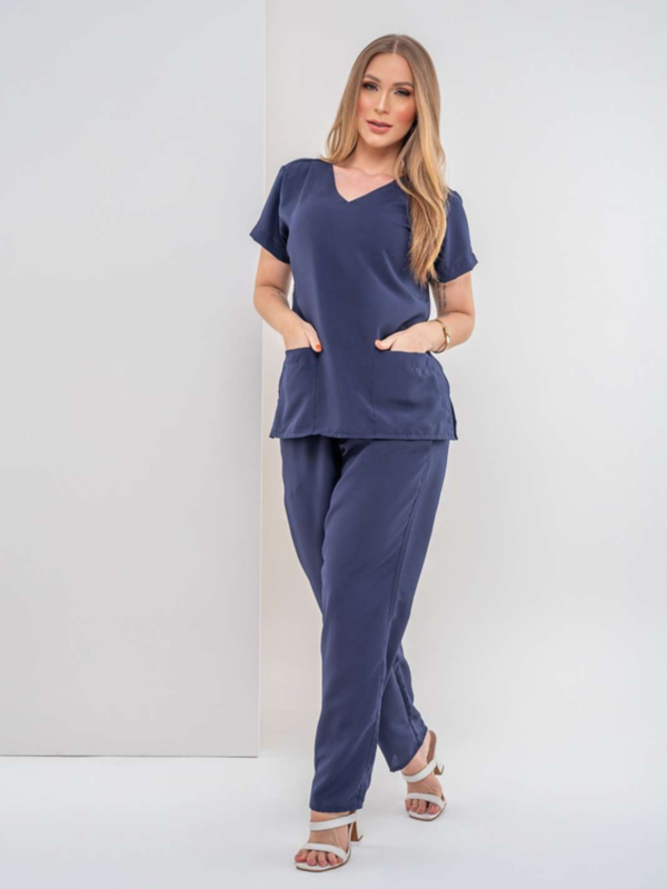 Producto - Ambo Básico Azul Marino