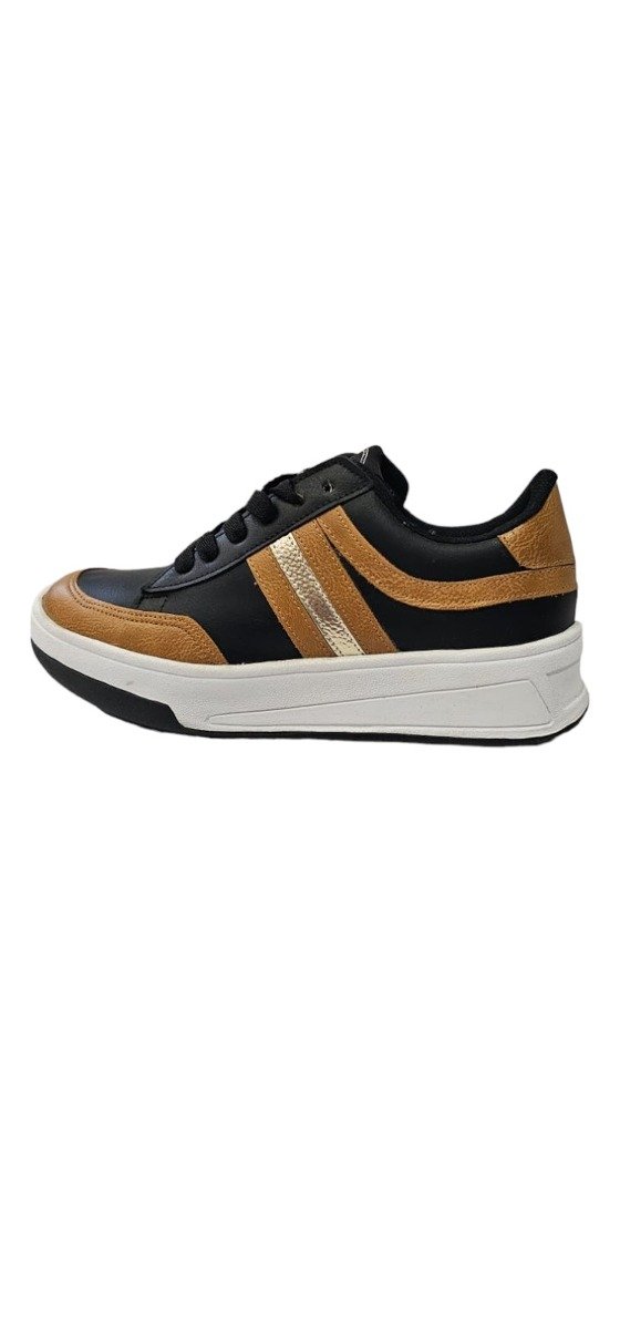 Producto - 71 NEGRO, BLANCO Y SUELA