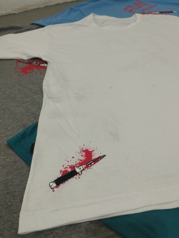 Producto - Remera diseño Daga. Talle S al 3XL.