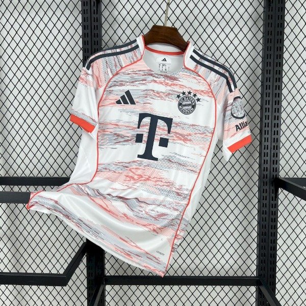 Producto - Bayern Munich Alternativa 25/26 Hincha