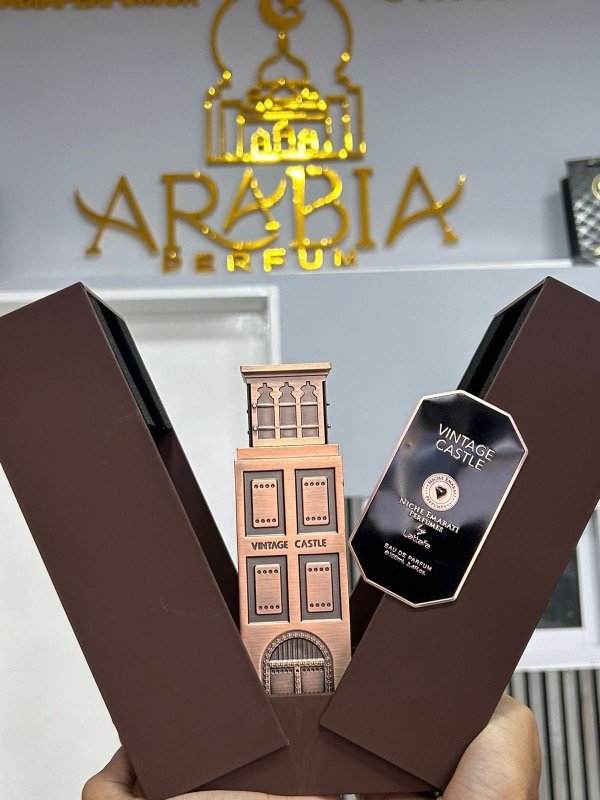 Producto - Vintage Castle Niche Emarati Lattafa