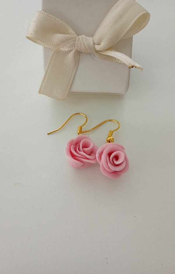 Producto - Aros de Porcelana con forma de rosa - 0