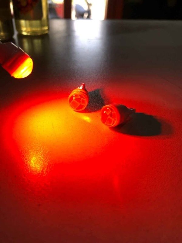 Producto - T10 Led Posicion Roja