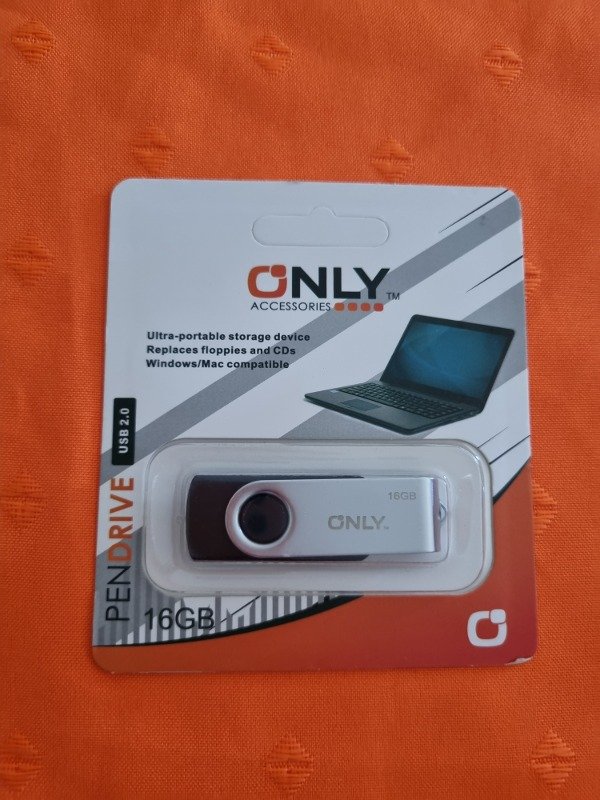 Producto - Pendrive 16gb Only