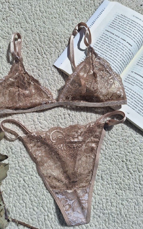 Producto - Conjunto Clasico de Encaje - COD 4620