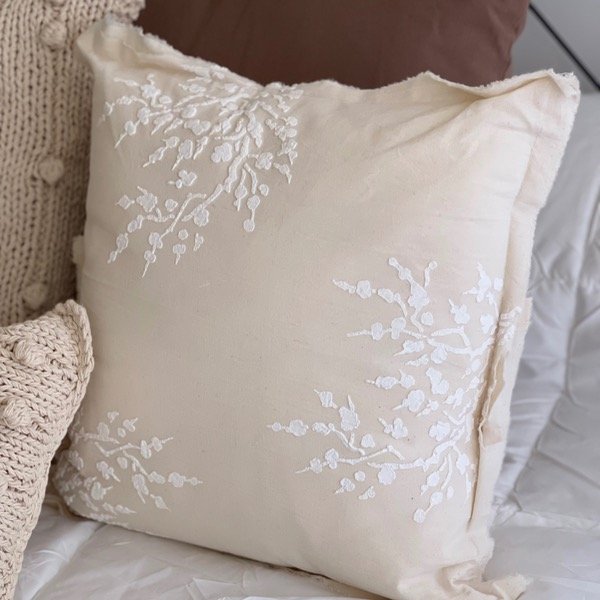 Producto - Almohadón Estampado con relieve 45x45