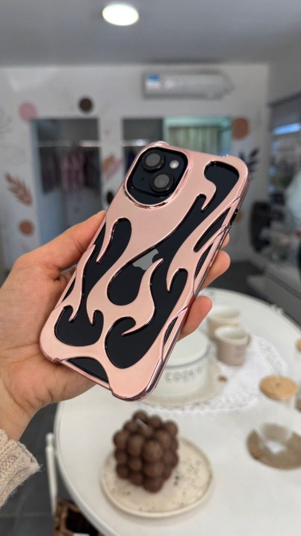 Producto - Funda FIRE Rosa (Iphone 13 Pro)