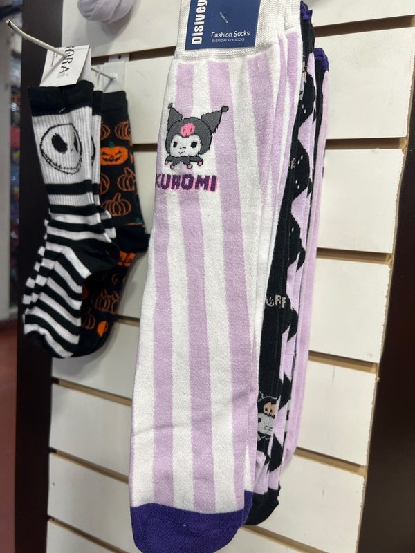 Producto - Medias kuromi lineas en diagonal
