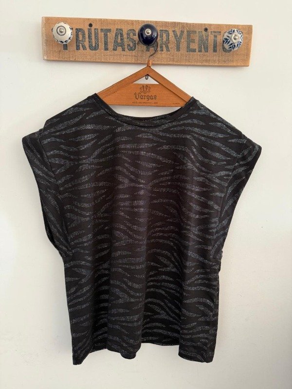 Producto - remera sunday zero
