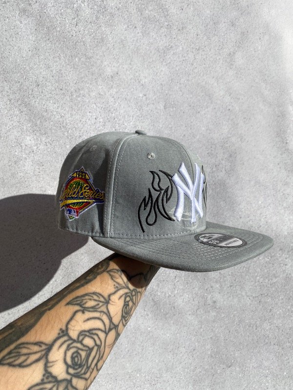 Producto - Gorra cerrada NY gris