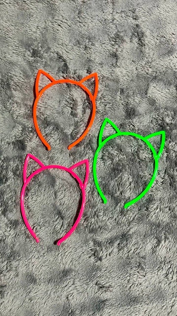 Producto - VINCHA LISA FINA GATITO FLUO