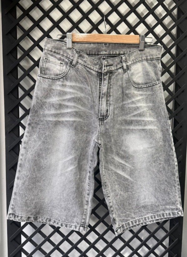 Producto - Bermuda super baggy gris clarita - 1