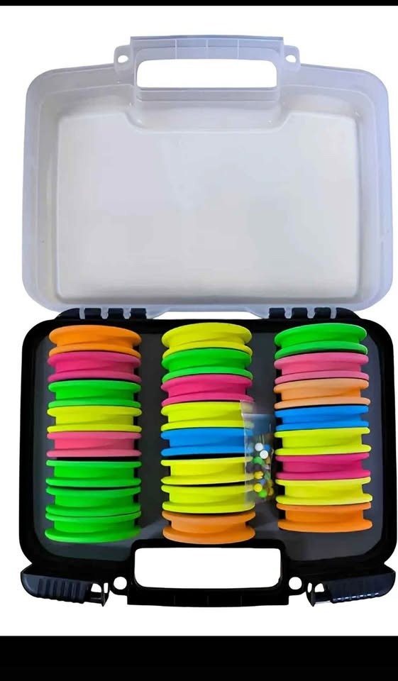 Producto - Caja de pesca - porta líneas, con 24 alfajores de goma Eva