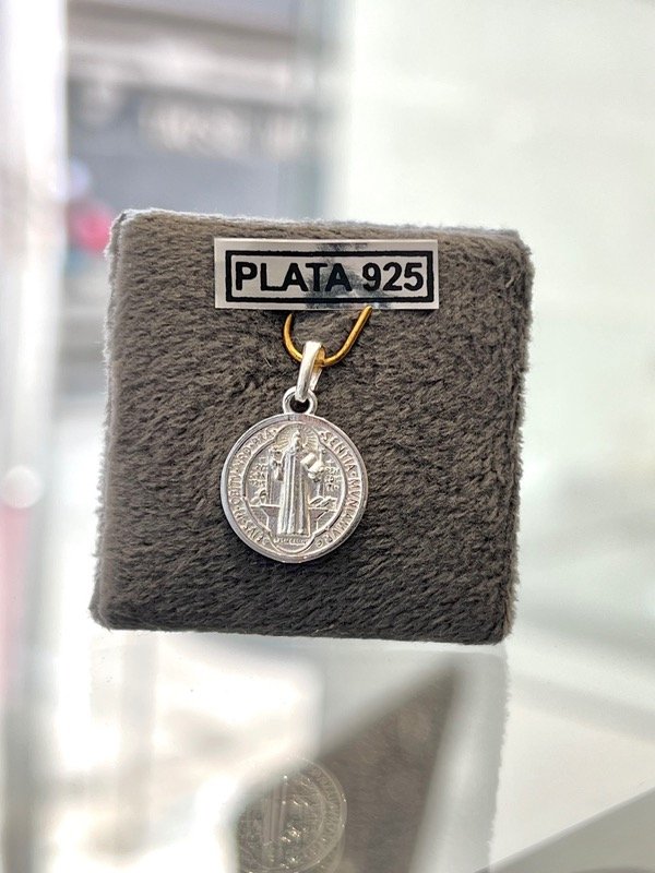 Producto - Medalla San Benito mediana plata 925 - 1