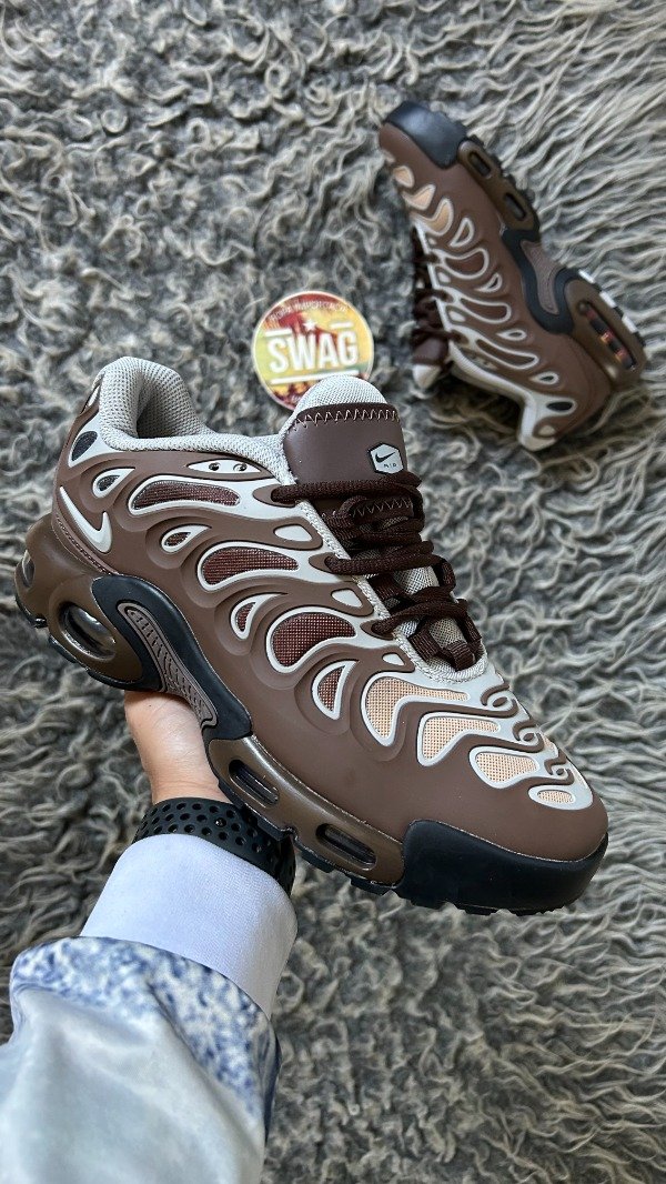 Producto - AIR MAX TN PLUS DRIFT BAROQUE BROWN