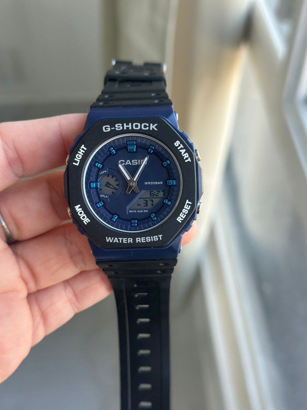Producto - Casio G-Shock 2100 Negro y azul oscuro