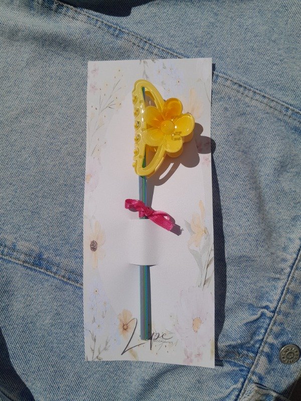 Producto - Broche flor amarilla 4