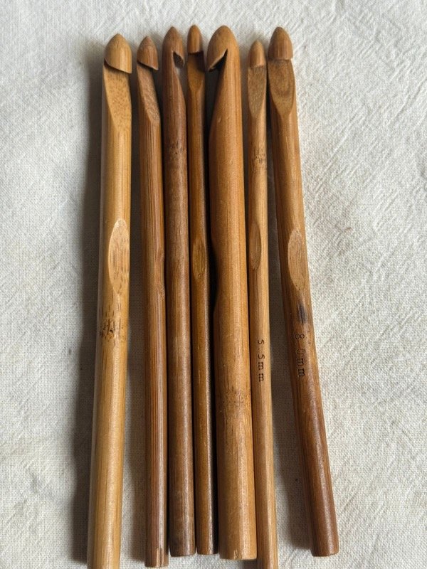 Producto - AGUJAS DE CROCHET MADERA